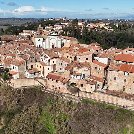 L'Angolo Del Barbacane Terricciola Exterior foto